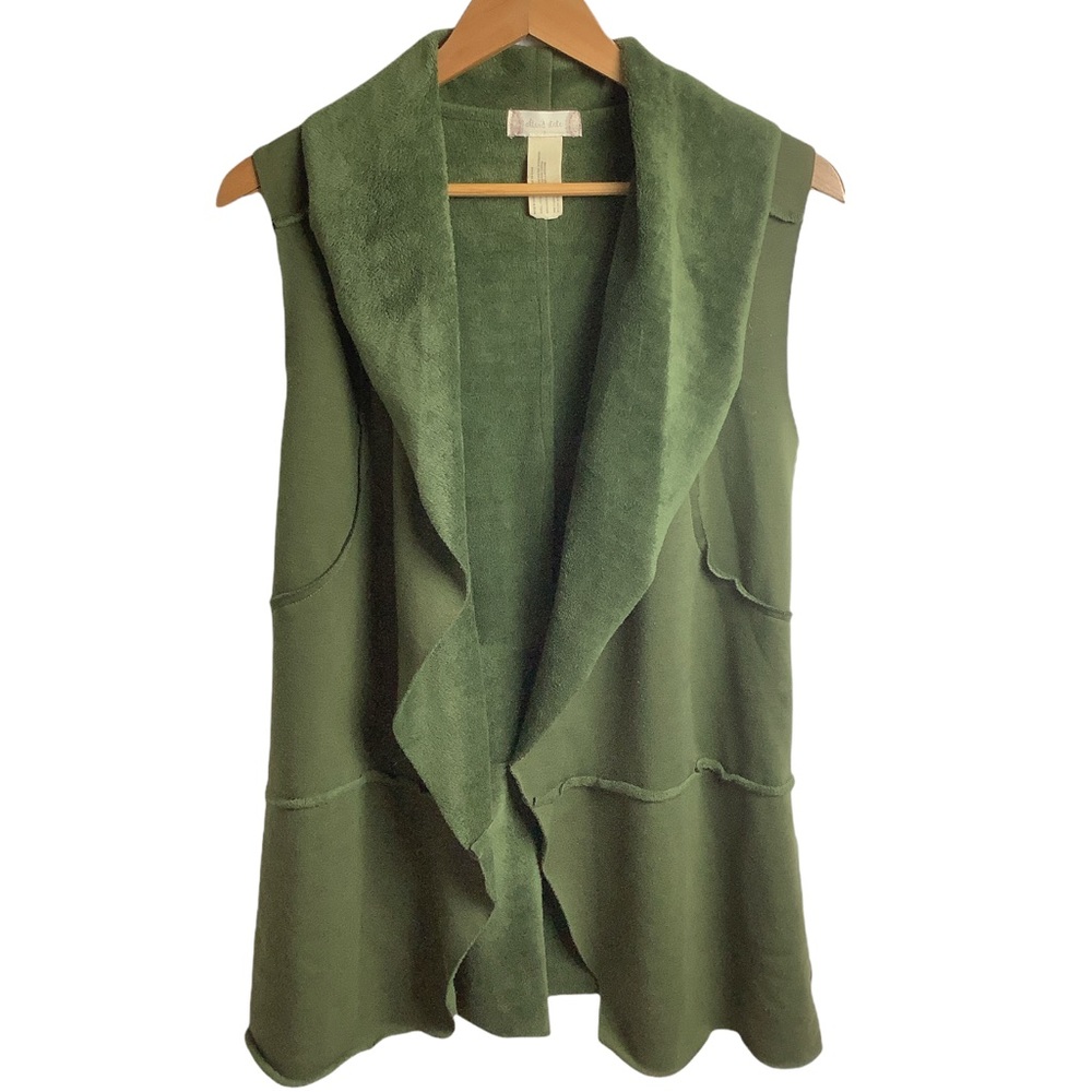 Altar’d State Green Vest Size Small